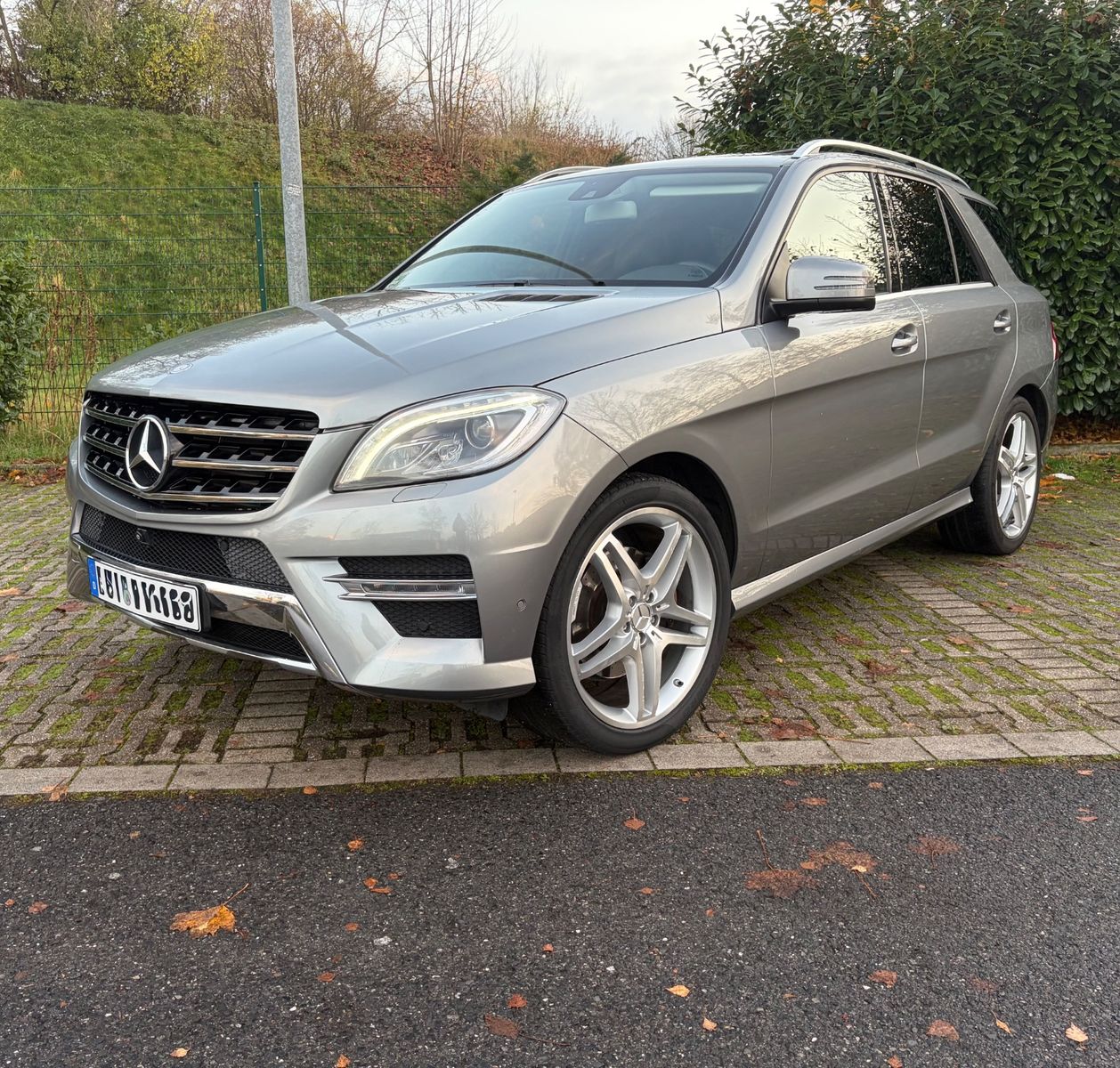 MERCEDES-BENZ ML 350
