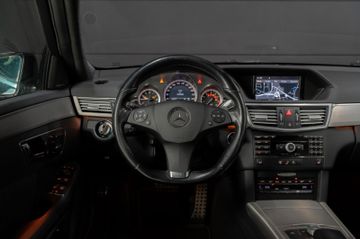 Mercedes-Benz E 350 CGI Lim. AMG Paket*SHZ*NAVI*AUT.*Nacht*UVM