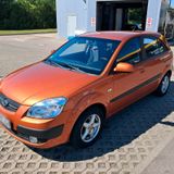 Kia Sehr gute Auto - Kia Rio aus 2008