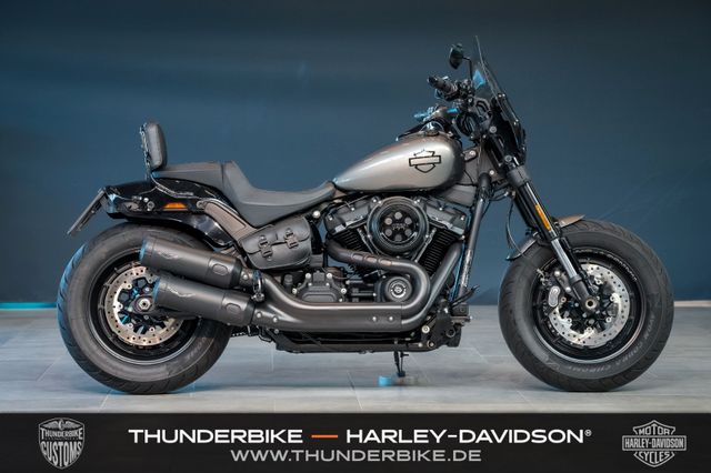 Harley-Davidson Softail FXFB Fat Bob 107 mit Auspuff  Penzl