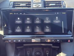 Fahrzeugabbildung DS Automobiles DS 7 BlueHDI 130 Aut. OPERA LEDER Panoramadach
