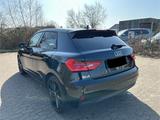 Audi A1 25 TFSI S tronic Sportback - - Audi A1: Standheizung