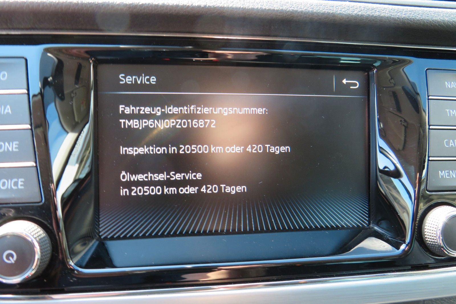 Fahrzeugabbildung SKODA Fabia Combi Ambition GJ SMART-LINK SITZH. NAVI 1