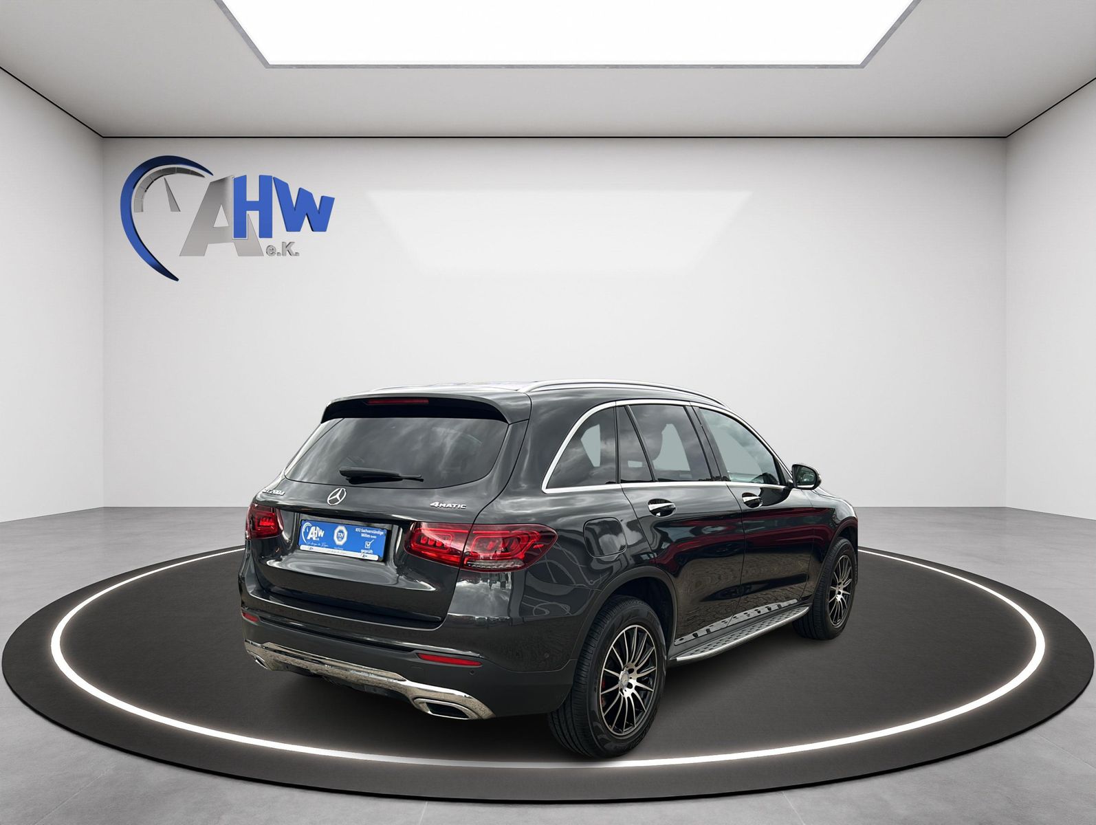 Fahrzeugabbildung Mercedes-Benz GLC 200d 4Matic 9G-TRONIC AMG-Line