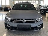 Volkswagen Passat Variant R-LINE AHK+HEAD-UP+IQ-LIGHT+PANO - Volkswagen Gebrauchtwagen in Wuppertal