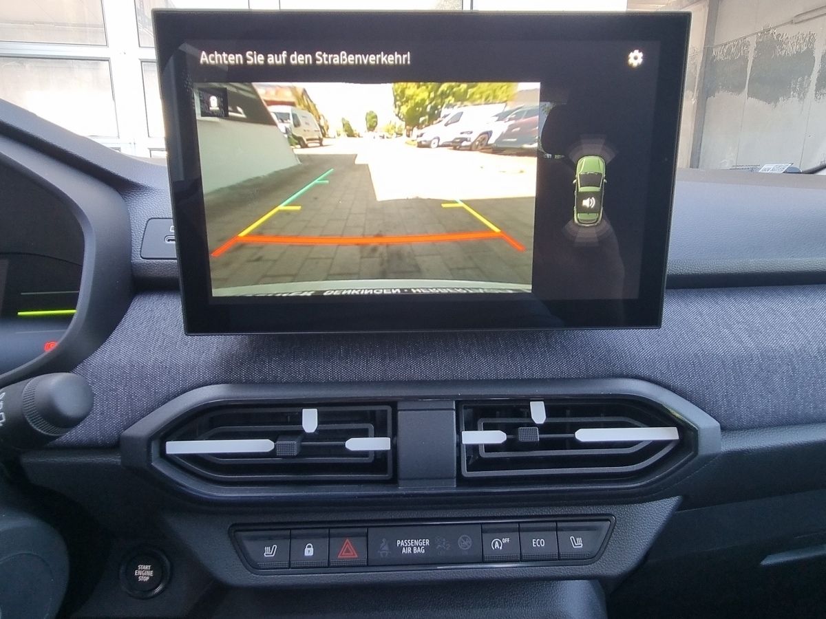 Fahrzeugabbildung Dacia Sandero Journey TCe 100