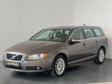 Volvo V70 2.4 D5 Summum - gebrauchte Volvo V70 aus dem Jahr 2009