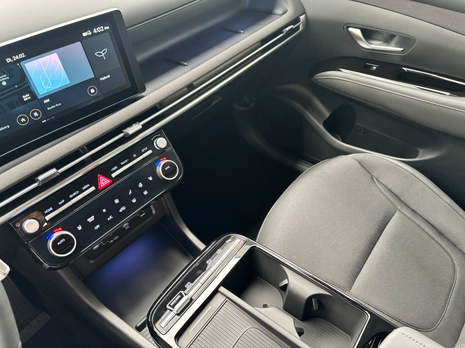 Fahrzeugabbildung Hyundai TUCSON 1.6 T-GDI Hybrid Trend MATRIX-LED!
