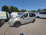 Peugeot Partner Tepee 1.6 VTI Mit Sitze - Peugeot Partner Tepee mit Benzin-Antrieb: Navigationssystem