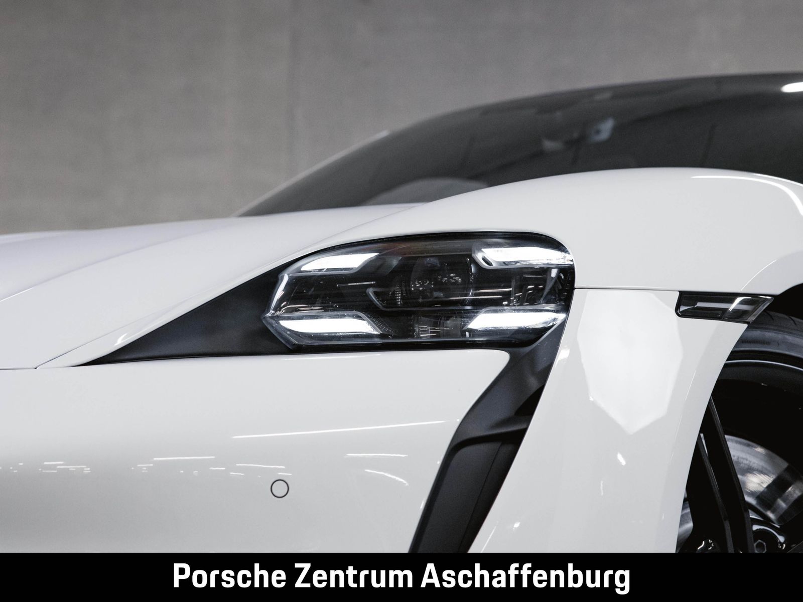 Porsche Taycan 4S Head-Up Hinterachslenkung Panoramadach foto 6