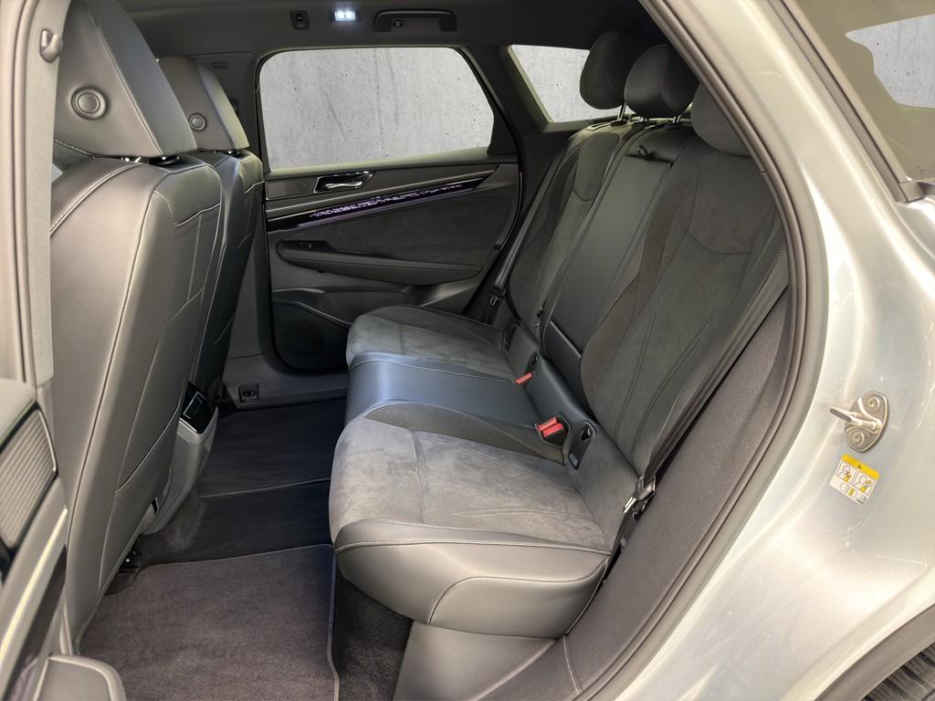 Volkswagen ID.7 Tourer Pro 77 kWh 1-Gang-Automatik AHK