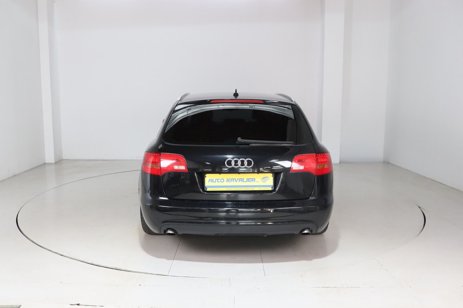 Fahrzeugabbildung Audi A6 2.0 TDI multitronic Avant * Xenon * AHK * PDC