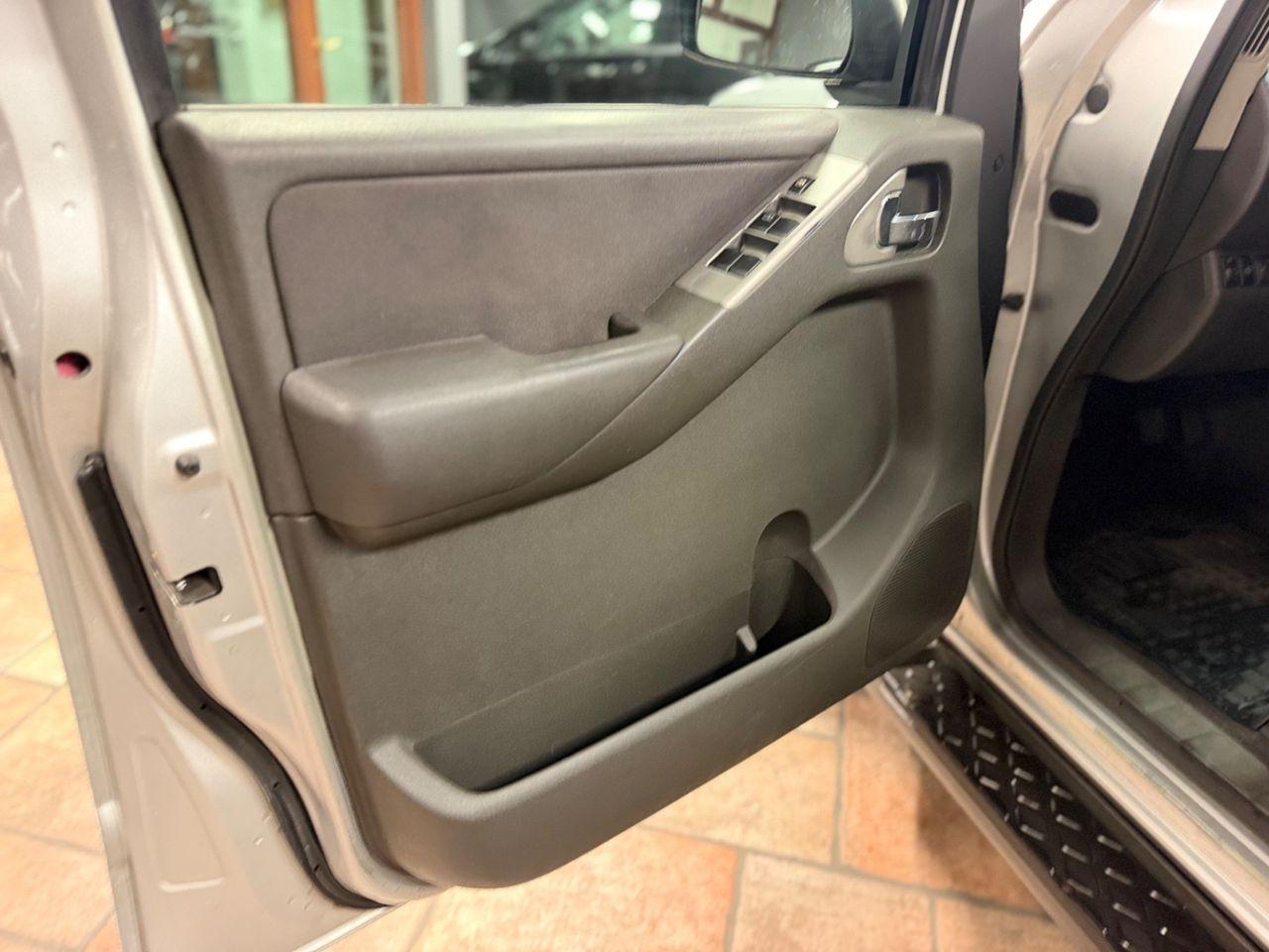 Nissan Pathfinder 2007 — photo 11