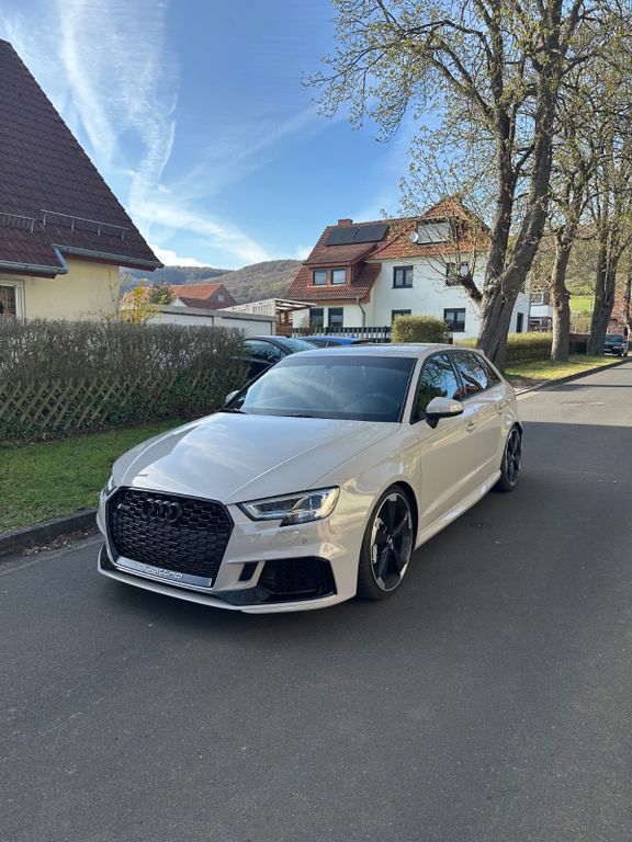 Image of Audi RS3