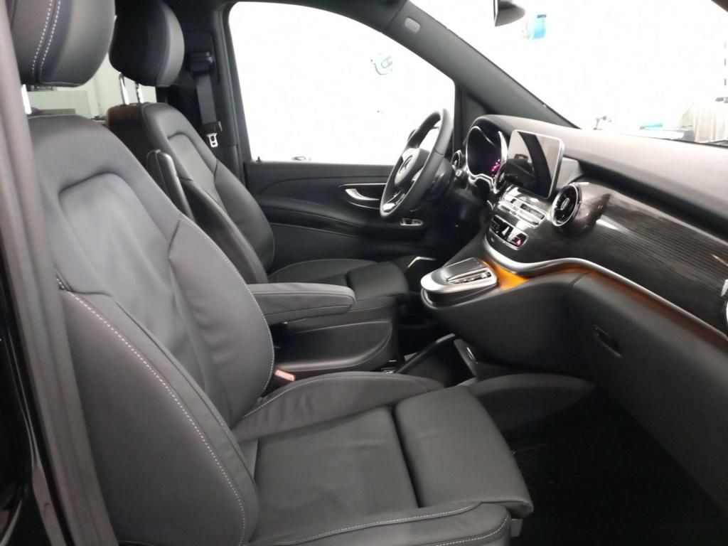 Fahrzeugabbildung Mercedes-Benz V 300 d lang 4x4 * Avantgarde Edition