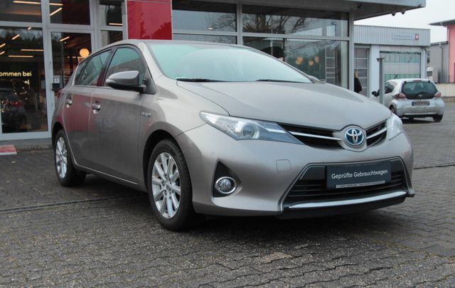 Toyota Auris Hybrid Life+ *Kamera*NAVI*8fach bereift