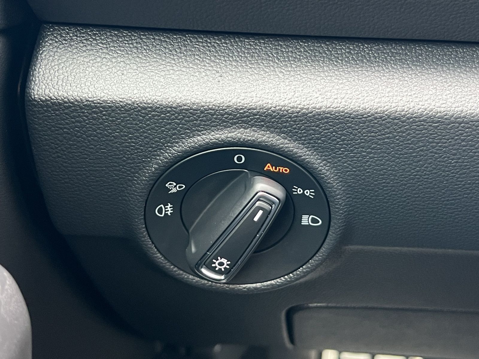 T-Roc Cabriolet R-Line 1.5 l TSI DSG AHK*Navi*Ka