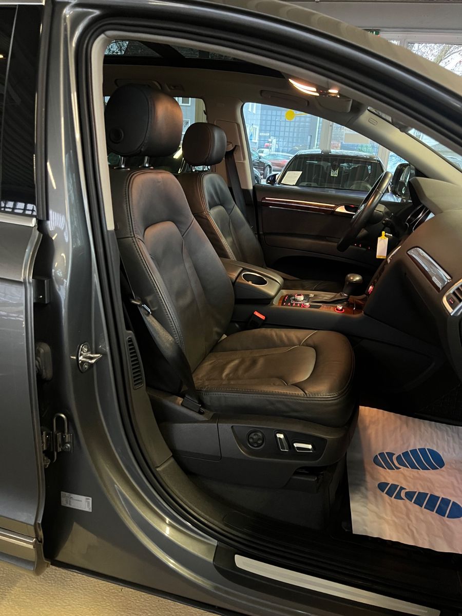 Fahrzeugabbildung Audi Q7 3.0 TDI quattro * 1.HAND * 7.Sitzer *
