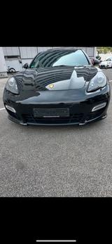 Porsche  Panamera GTS 1A Zustand neu tüv ! - Porsche Panamera Gebrauchtwagen in Frankfurt