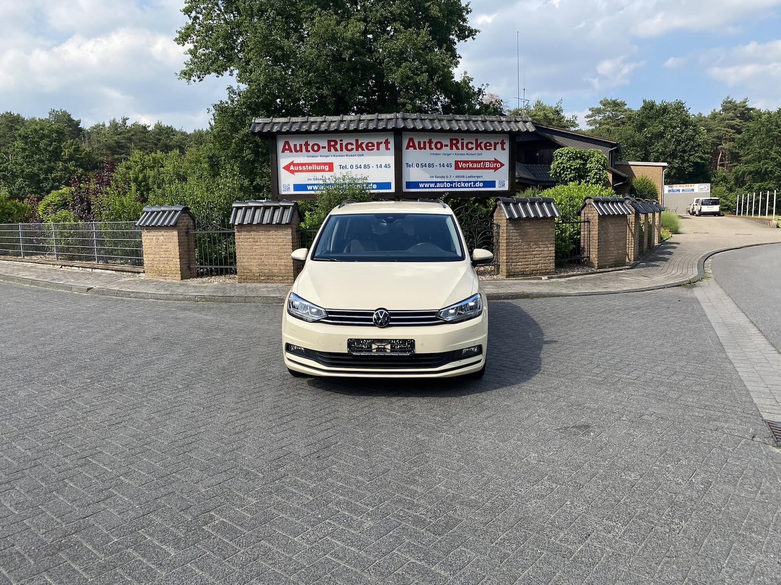 Volkswagen Touran Trendline, Taxi/Mietwagen WSZ, LED, SITZ,