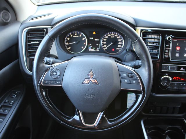 Outlander 2,0 Diamant 2WD DAB*AHK*SHZ*Kamera