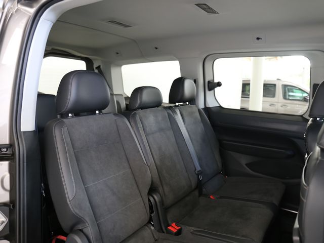 Volkswagen Caddy Maxi eHYBRID DSG STYLE AHK 7SITZE 5J GAR.