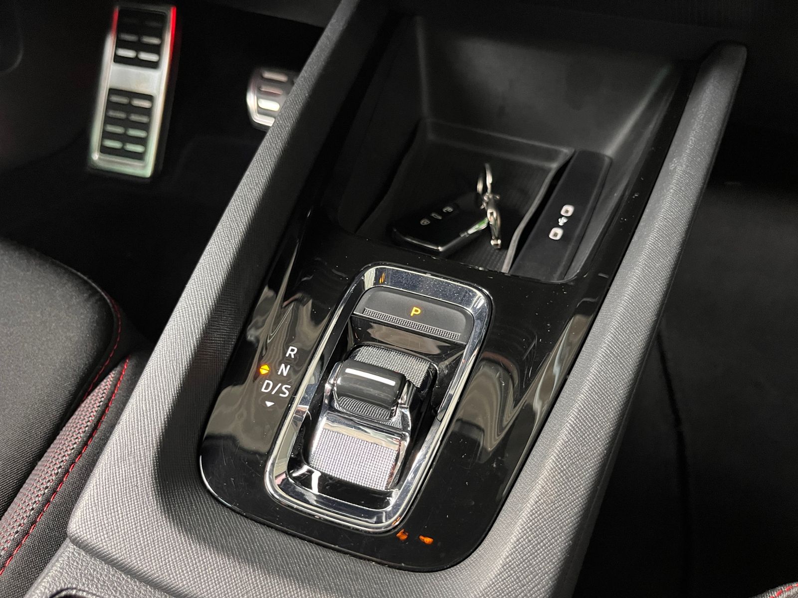 Fahrzeugabbildung SKODA Octavia Combi RS PANO AHK LED NAVI