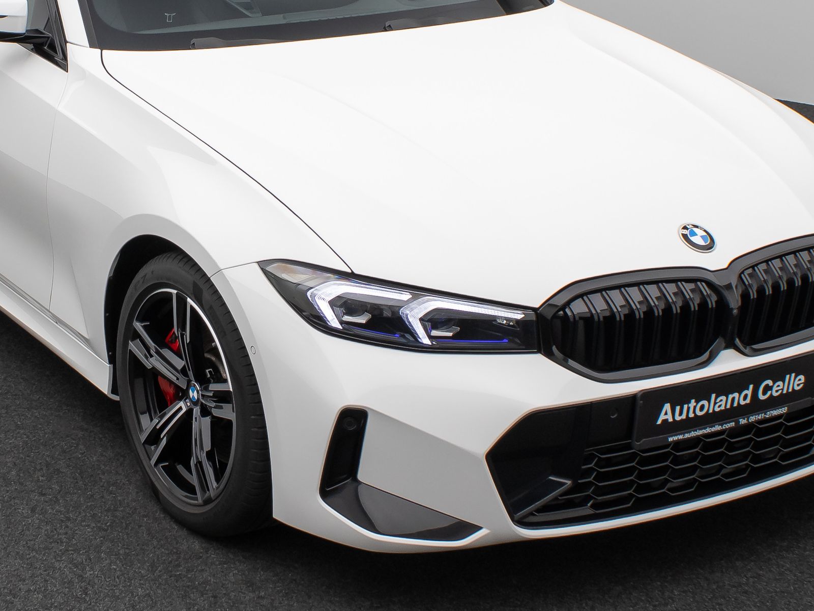 Fahrzeugabbildung BMW 320i M Sport Pro 360°HUD DAB H/K Standhzg LED