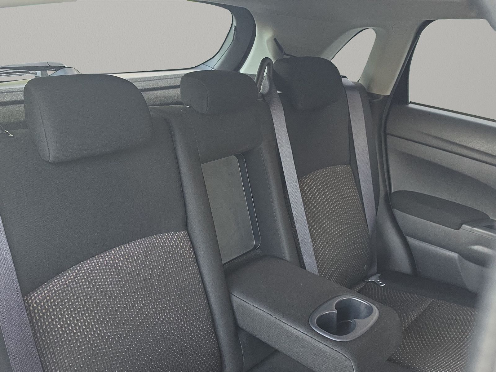 Fahrzeugabbildung Mitsubishi ASX Plus 4WD ALLRAD AUS 1.HAND AHK KAMERA