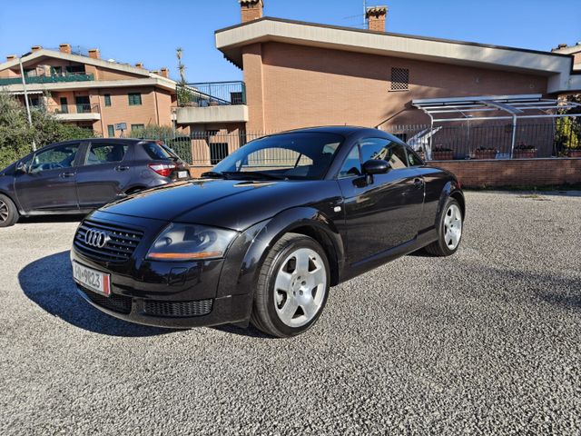 Audi TT Coupe 1.8T quattro 165 kW