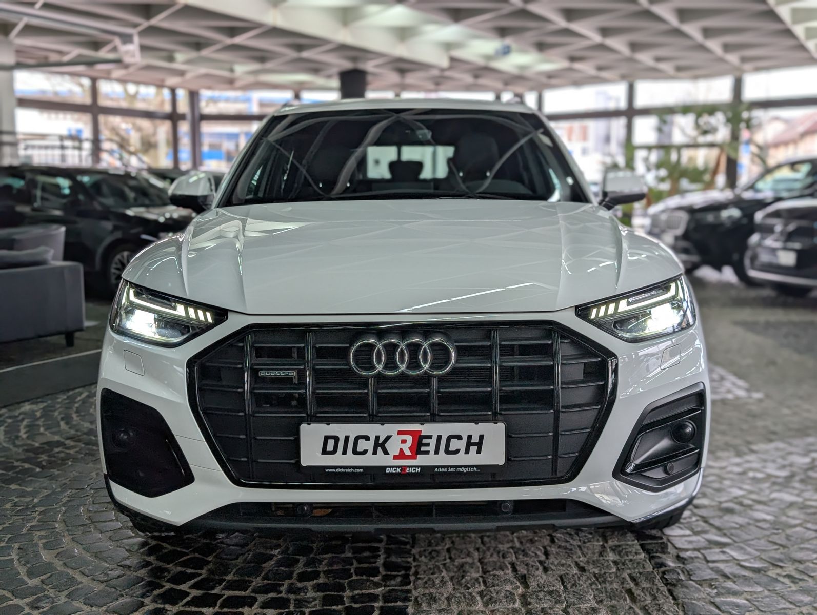 Fahrzeugabbildung Audi Q5 50 TFSIe quattro Sportback AHK MATRIX ACC APP