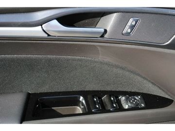 Fahrzeugabbildung Ford Mondeo 2.0 Business Edition+NAVI+TEMPOMAT+KAMERA
