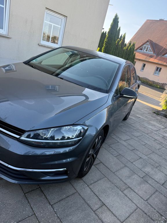 Image of Volkswagen Golf