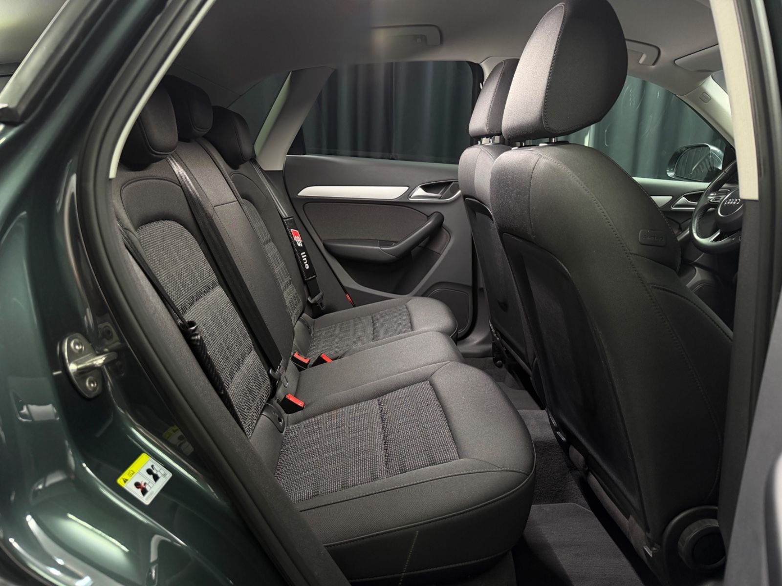 Fahrzeugabbildung Audi Q3 sport|S-Line|S-Tronic|AHK|NAVI|AUTOMATIK