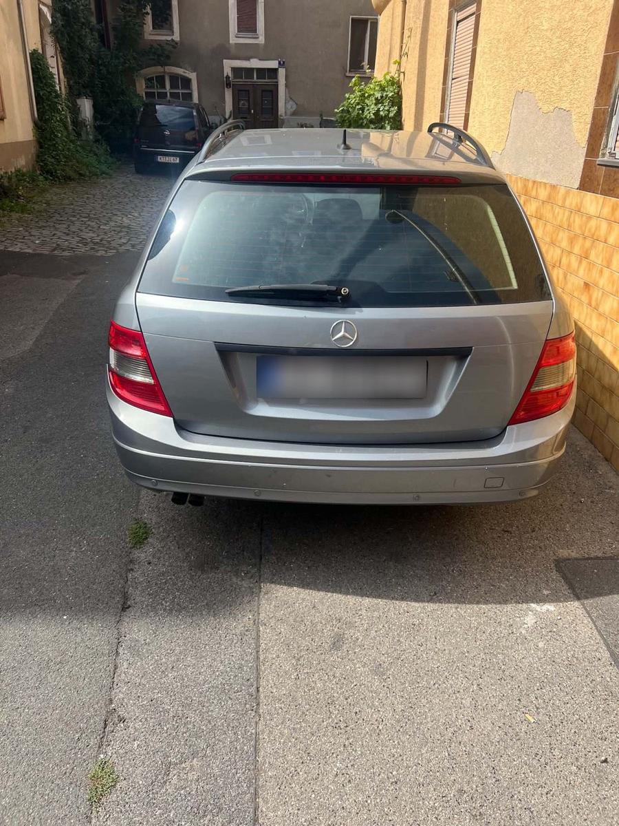 Mercedes-Benz C 200