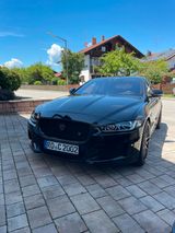 Jaguar XE S Automatik S - Jaguar XE