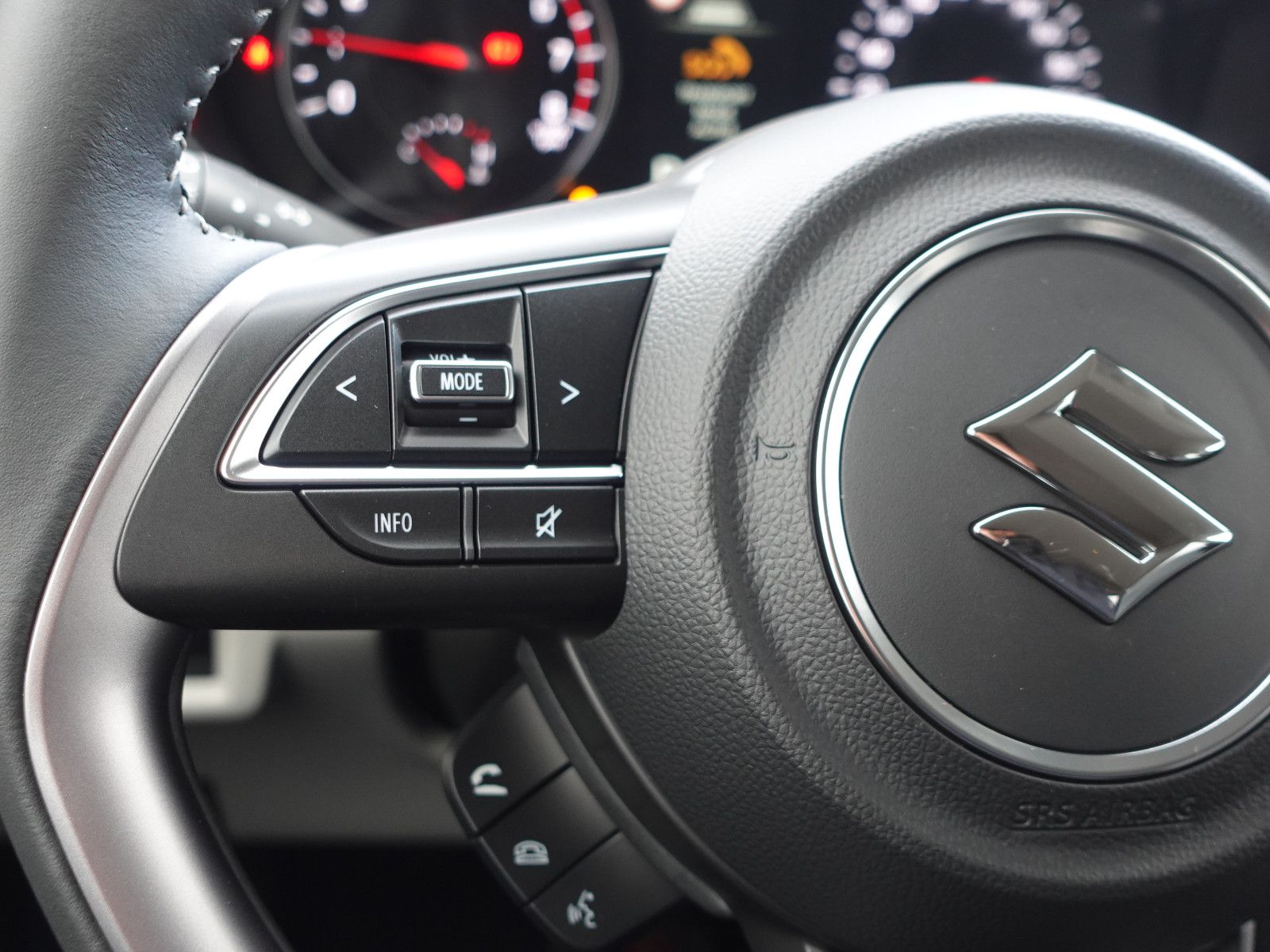 Fahrzeugabbildung Suzuki Swift Comfort 1.2 AUTOMATIK,Navi,Sitzhzg,Kamera