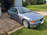 BMW E36 316i Oldtimer aus 1.Hand 82tkm - BMW 316 Limousine 316i e36 mit Benzin-Antrieb