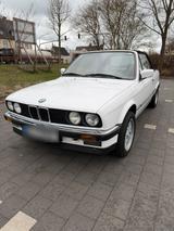 BMW 325i E30 Cabrio VFL ab Werk, Schalter,... - BMW 325 aus 1988: 325i