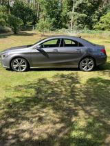 Mercedes-Benz CLA 180 - Inspektion neu Leder Bi-Xenon - gebrauchte Mercedes-Benz CLA 180 aus dem Jahr 2013