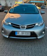 Toyota Auris 2.0 D-4D Sports Touring Zu ve... - Toyota Auris Touring Sports mit Diesel-Antrieb