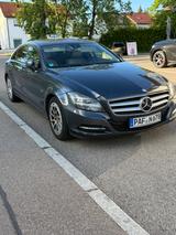 Mercedes-Benz CLS 250 CDI BlueEFFICIENCY - - graue Mercedes-Benz CLS 250