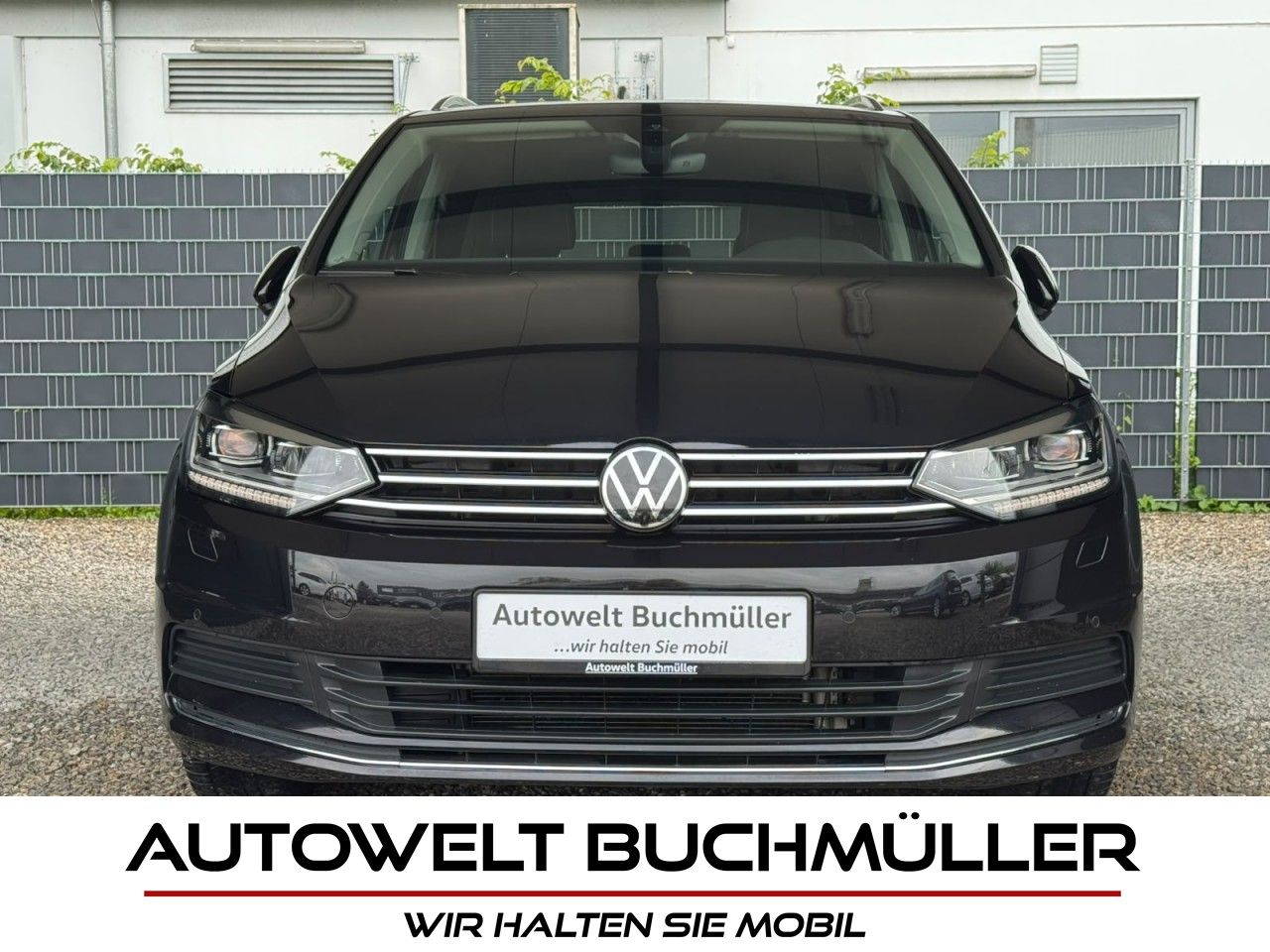 Gebrauchtwagen Volkswagen Touran Touran 2.0 TDI DSG,7-SITZER,AHK,VIRTUAL,ACC+LANE in Nersingen