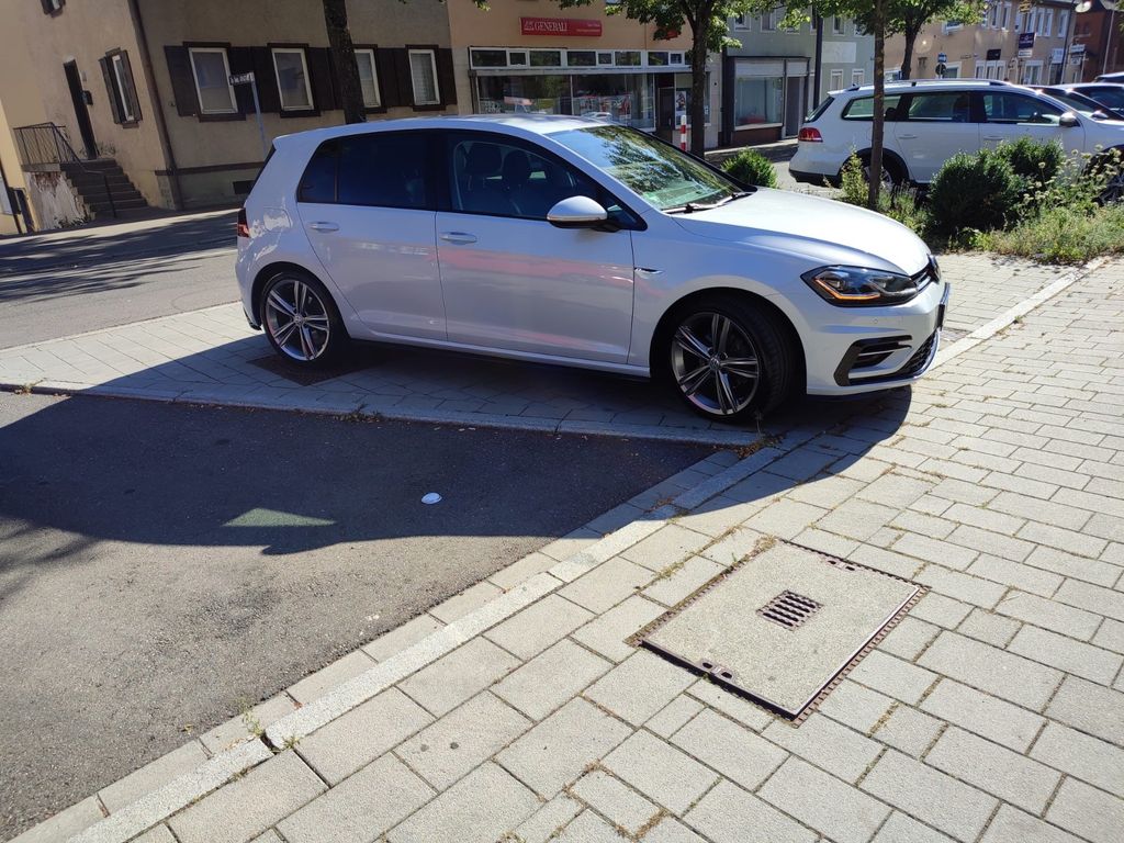 Image of Volkswagen Golf