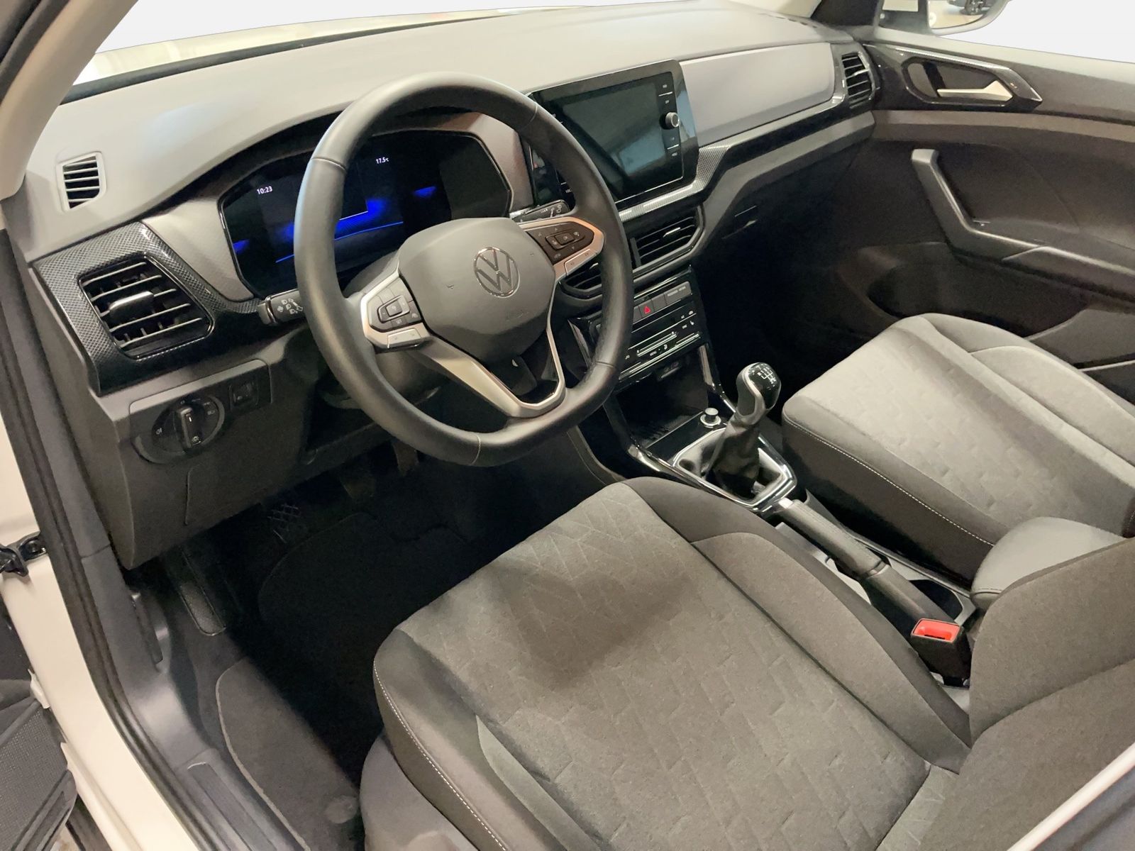 Volkswagen T-Cross - Bild 8