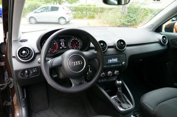 Fahrzeugabbildung Audi A1 attraction #Automatik #Tüv Neu #2.Hand