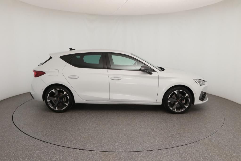 Cupra Leon 1.4 electric/TSI e-HYBRID 150kW 6-Gang Auto
