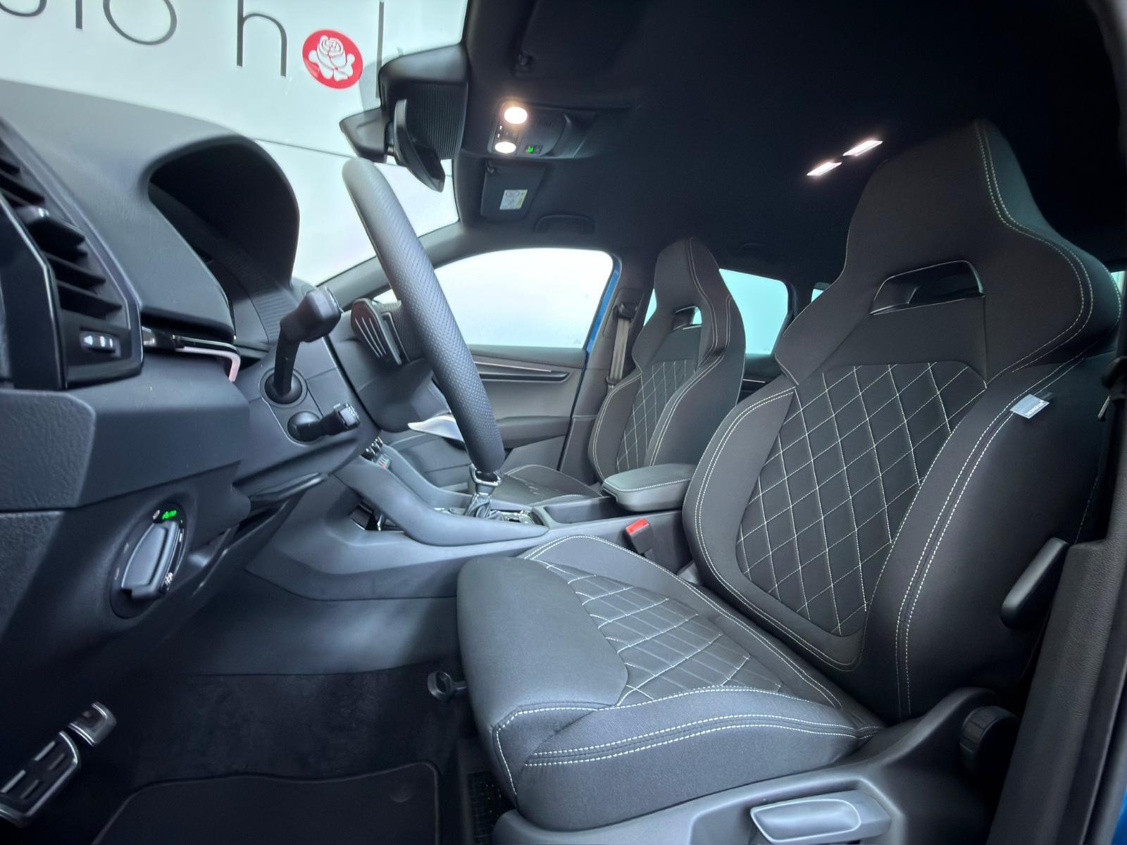 Skoda Karoq Sportline#5J.Gar#Matrix#360°#AHK#Navi#App