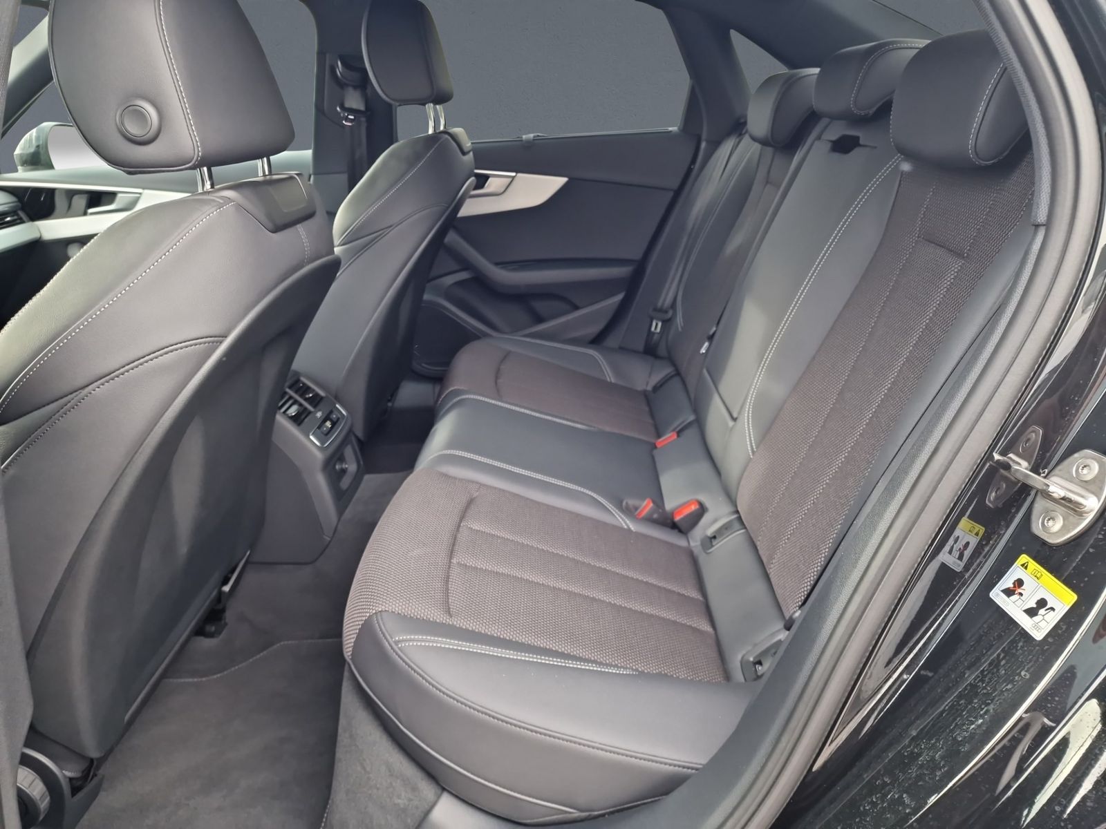Audi A4 - Bild 19