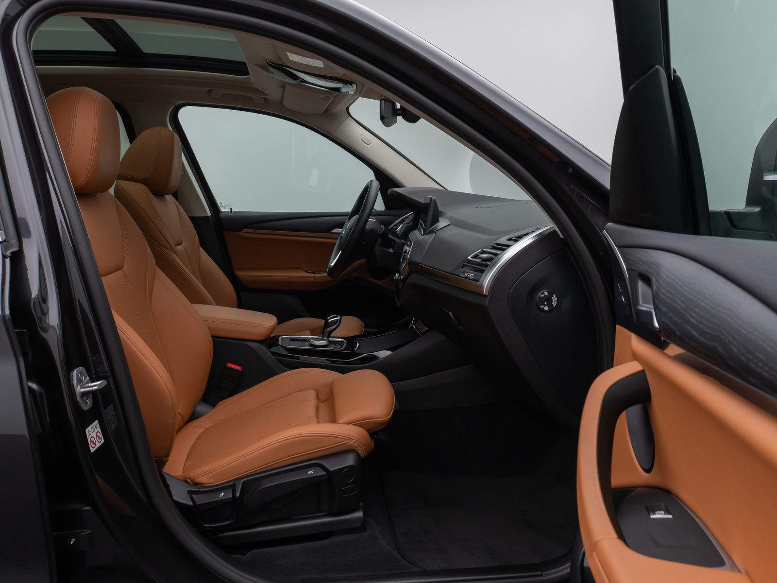 Fahrzeugabbildung BMW X3 xD30e Panorama Kamera DAB AHK DrivingAssist